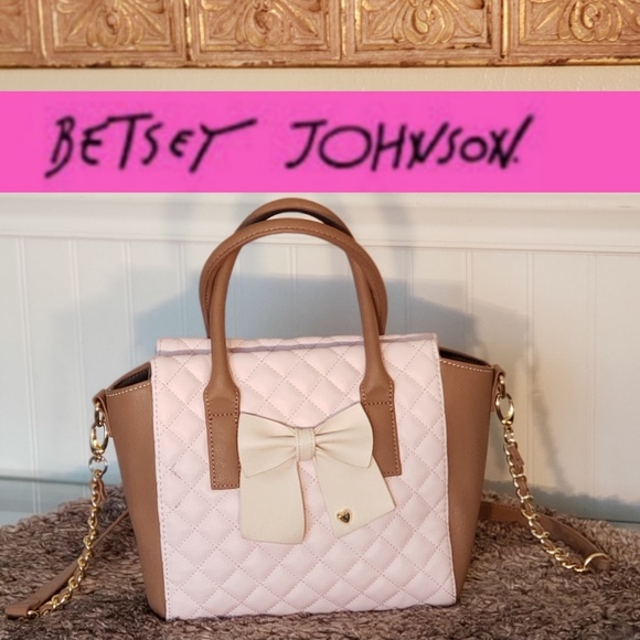 Betsey Johnson Handbags - NWOT Betsey Johnson Purse